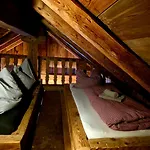 Hochhalt Hütte