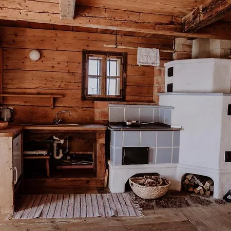 Hochhalt Huette シャレー *