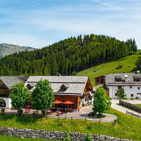 Hochhalt Huette Alpesi faház *