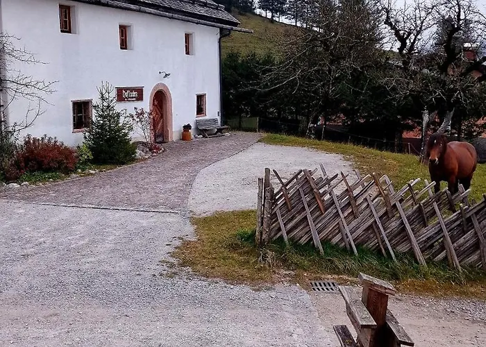 Hochhalt Huette *